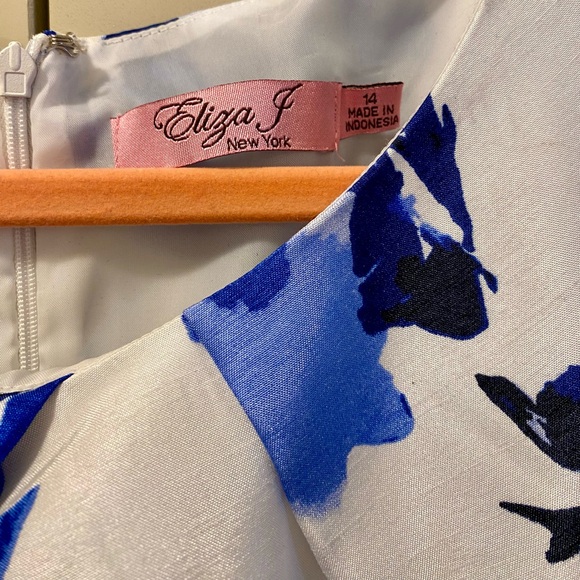 Eliza J New York White with Blue Florals Event Dress - Picture 6 of 10